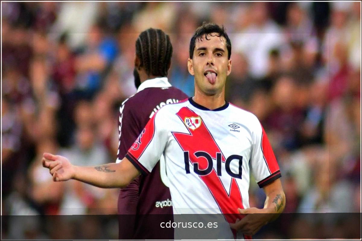 Sergio Camello: Un Delantero en Ascenso con Olfato Goleador