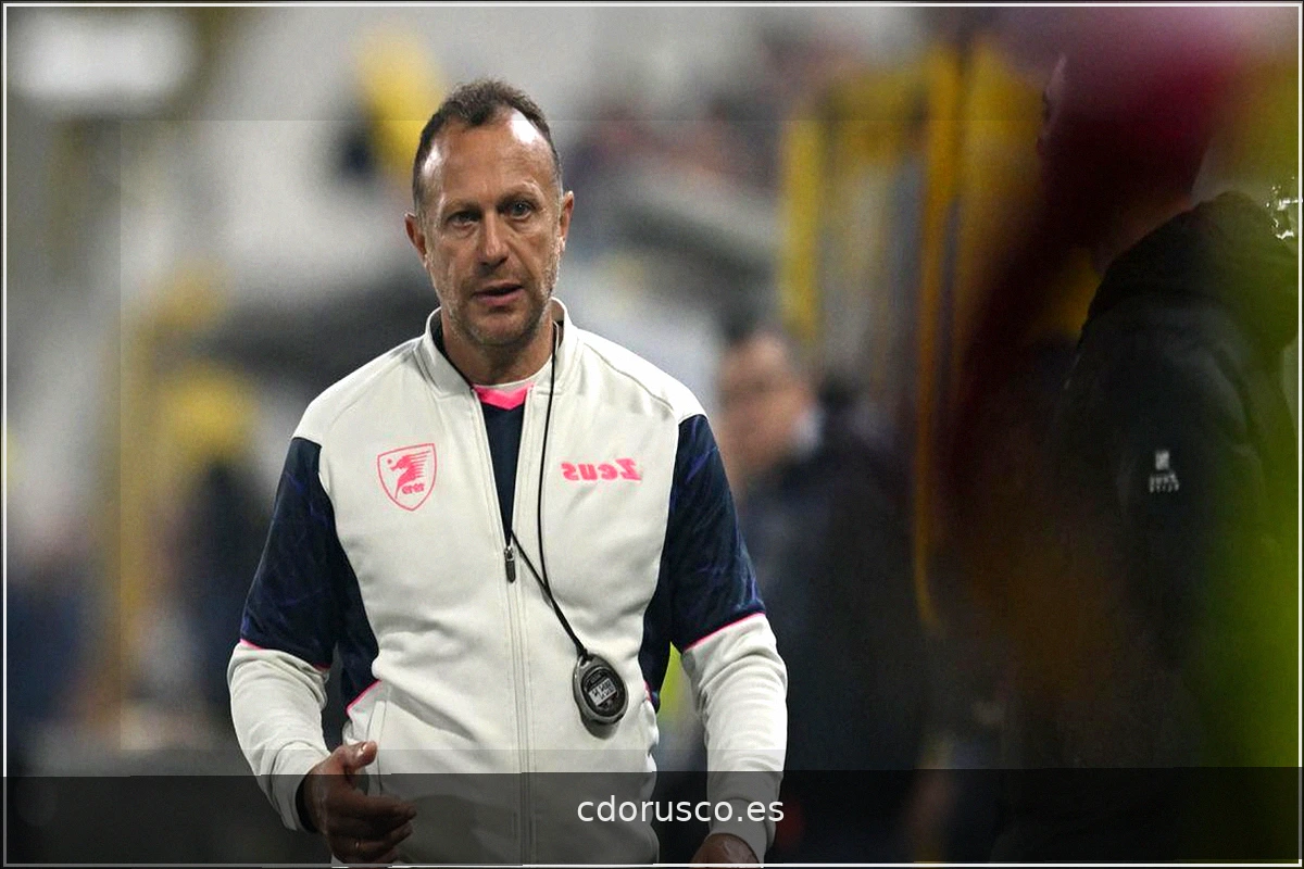 Calciomercato Napoli: Breda elogia Favasuli, definendolo un talento unico