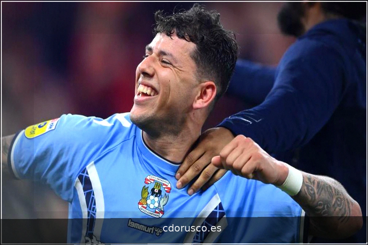 Hamer regresa al Coventry City con un acuerdo a largo plazo