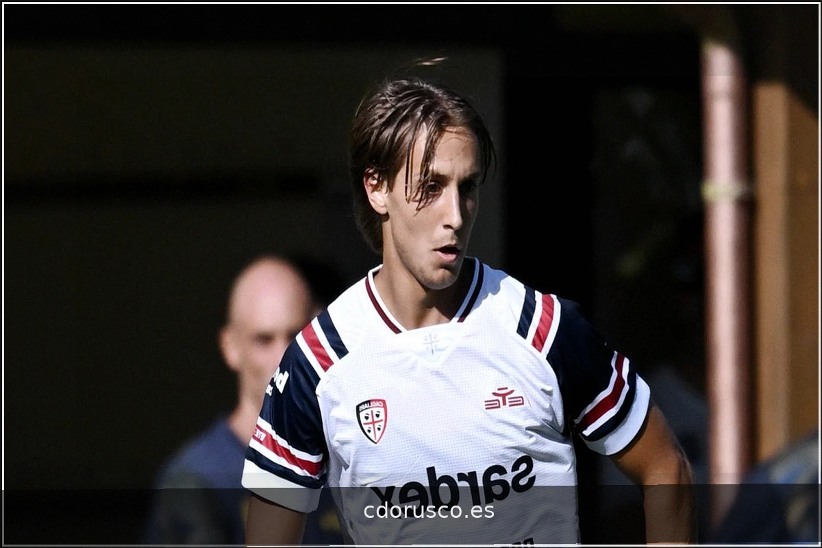 Fazzini: el número 10 del Cagliari busca relanzarse