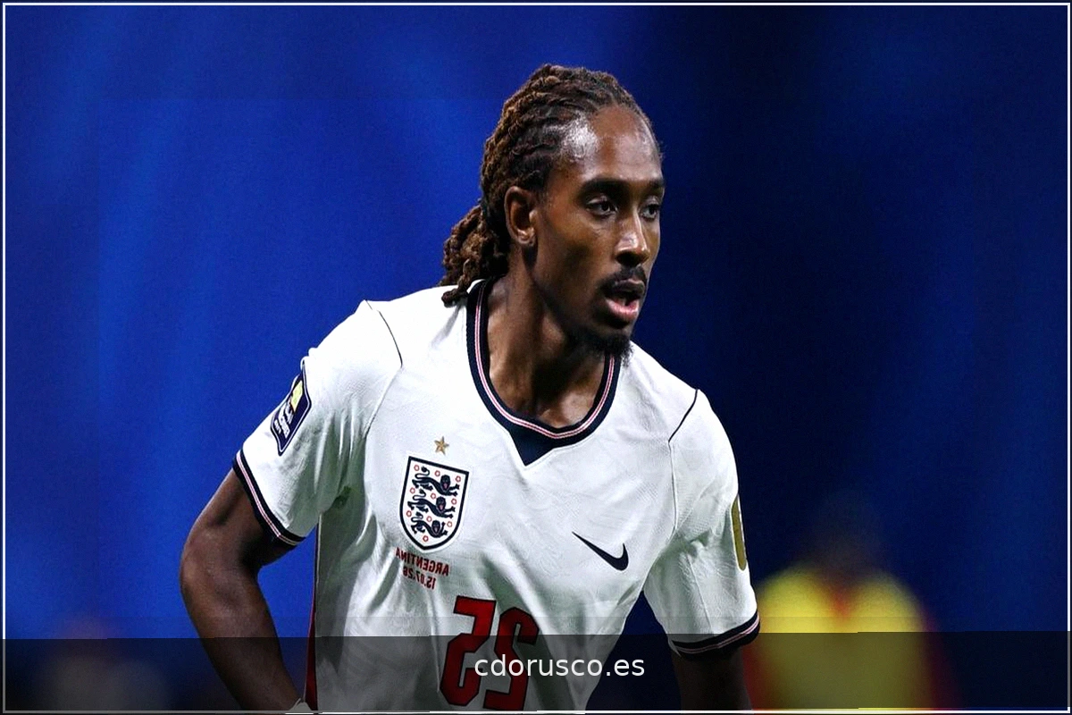 La Roma quiere un extremo y apunta a Spence: competencia con el Inter